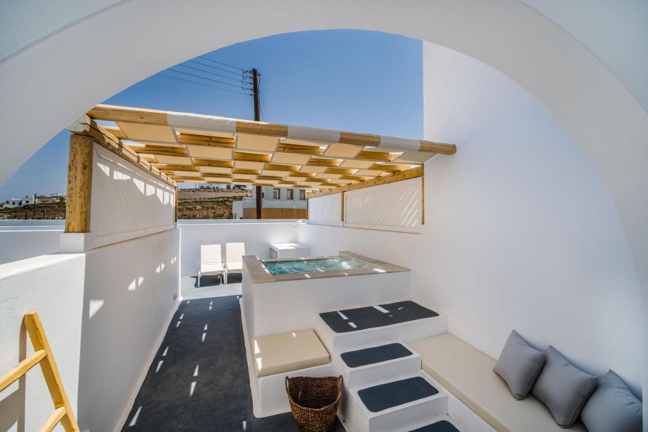 Symphony Suites Santorini Pyrgos Kallistis Luaran gambar
